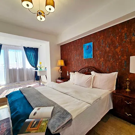 Kaprice Studio Urban Grace Parkside View Terrace *
