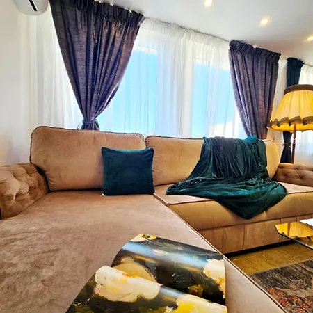 شقة Kaprice Studio Urban Grace Parkside View Terrace بوخارست