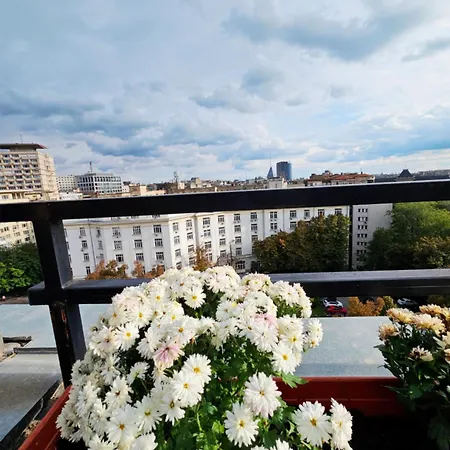 Kaprice Studio Urban Grace Parkside View Terrace